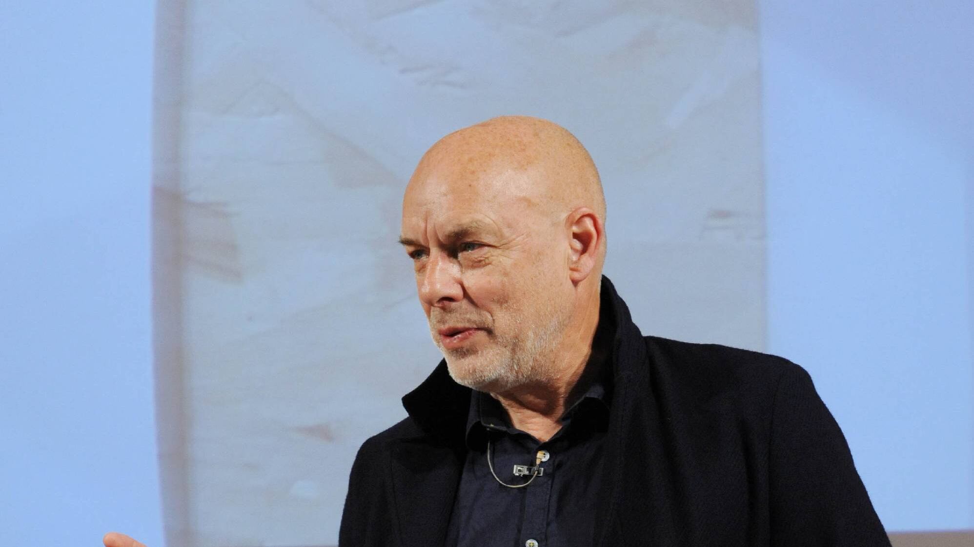 Brian Eno, le sette vite di un "non musicista" che ha rivoluzionato la musica