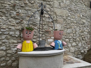 Famiglia nel bosco, le foto della casa a Palmoli 2