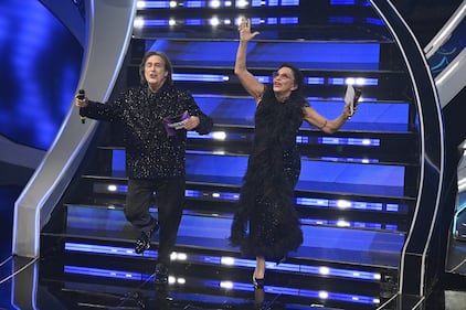 Sanremo 2024: ecco il look della seconda serata del Festival dei Ricci e Poveri 1