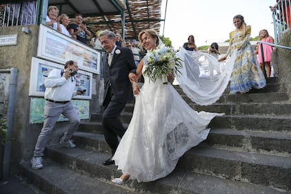 Il ministro Lorenzin sposa a Capri il suo Alessandro 7