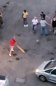 Rissa tra residenti e abusivi in via Bolla a Milano 9