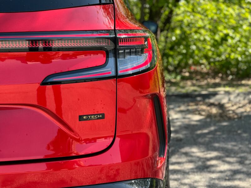 Renault Espace E-Tech 2024: guarda la gallery del nuovo suv ibrido super spazioso 9