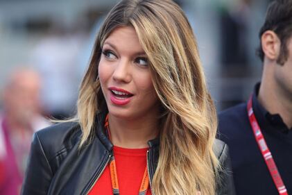 Federica Masolin, l'inviata di Sky che ha provato a regalare la maglia dell'Italia a Vettel 3