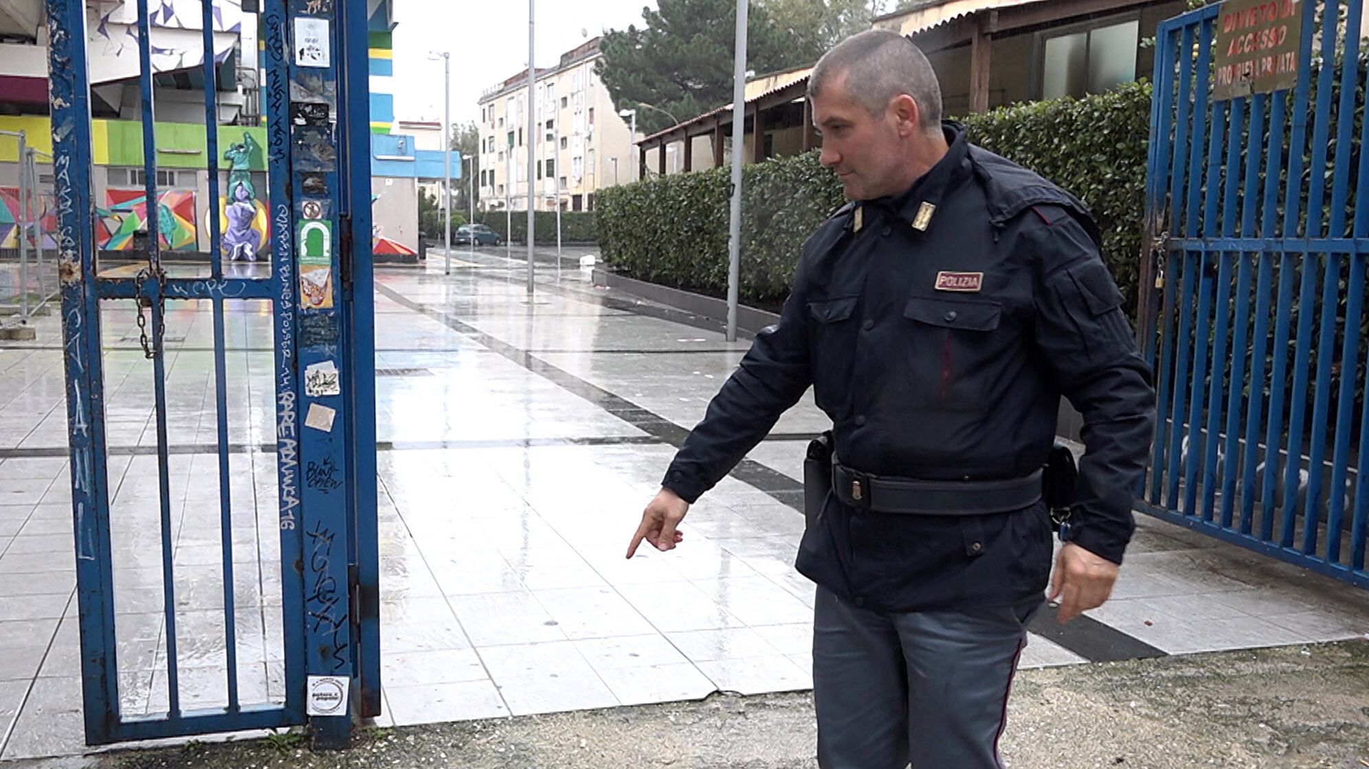 La mamma di uno dei killer del vigilante di Napoli: "Non mi vedrà più"