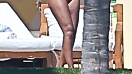 Dopo Kim Kardashian, anche Rihanna pizzicata al naturale non è la stessa