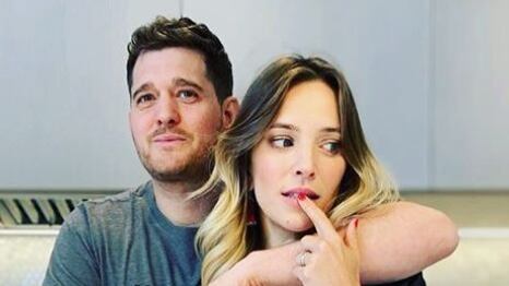 Minacce di morte a Michael Bublé, la moglie: "Temiamo per i nostri figli"