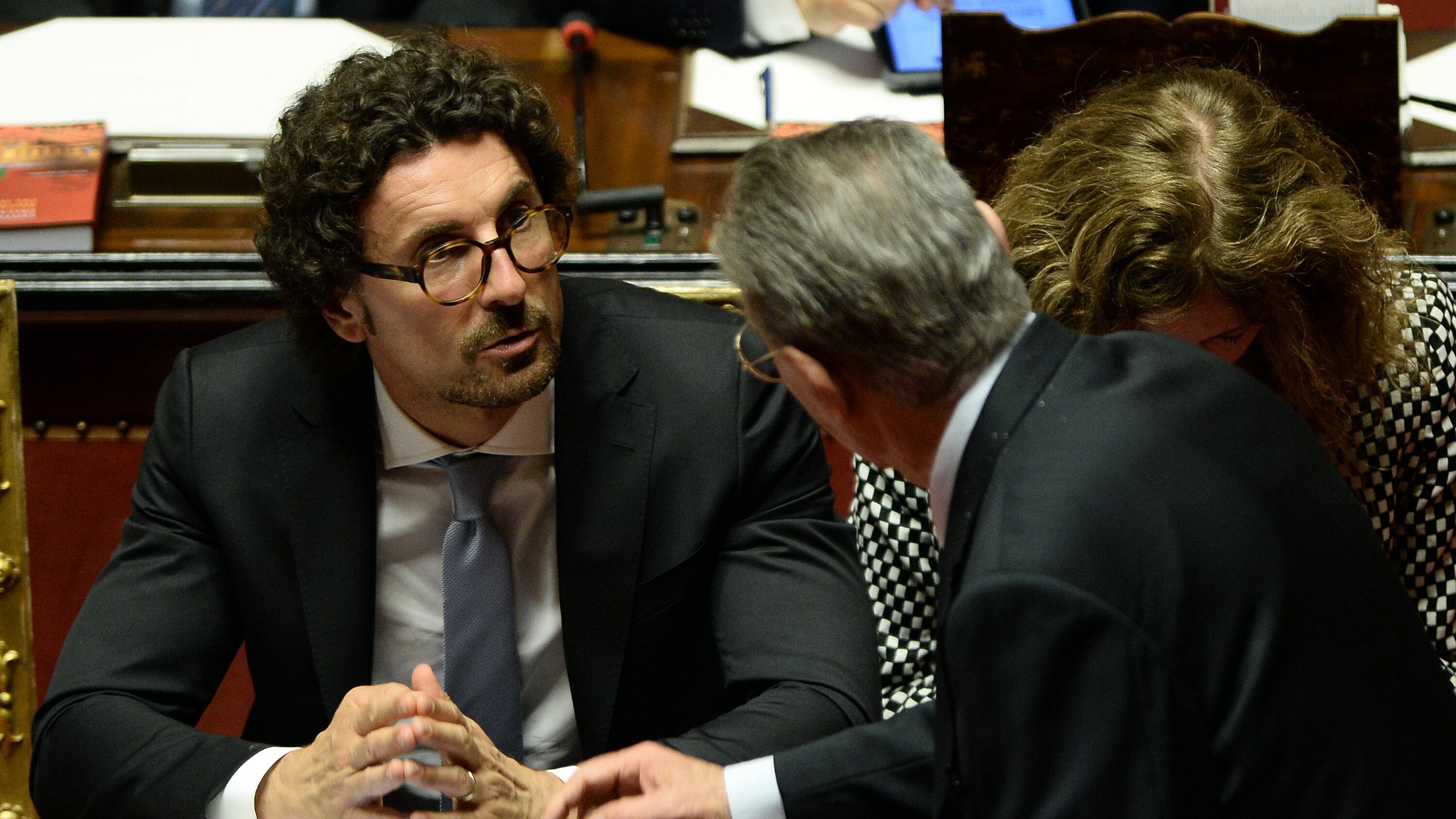 Ferrovie, cda contro Toninelli. Il "leghista" Bonomi resta in pole
