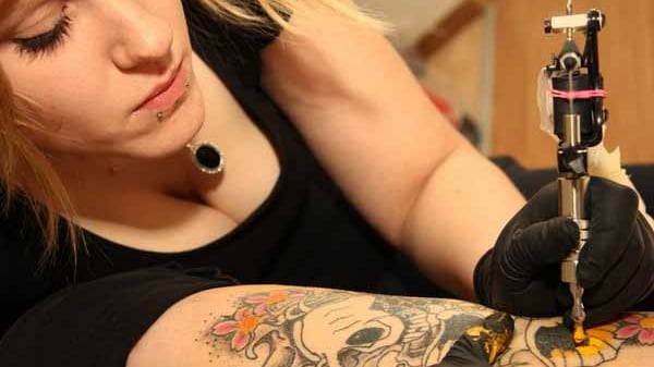 Oltre 7 milioni di italiani hanno almeno un tatuaggio