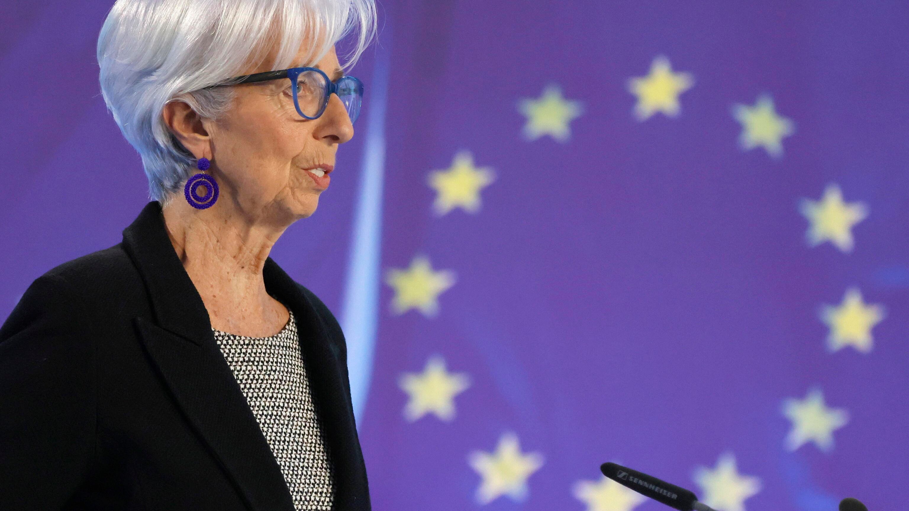 Tassi, Bce prudente ma i rendimenti dei Btp crollano ai livelli di gennaio