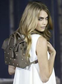 Cara Delevigne, gli occhi più belli della moda 21