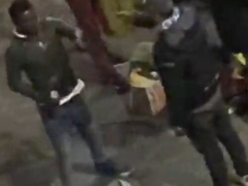Violenze, risse e merce abusiva: nemmeno il virus ferma il degrado