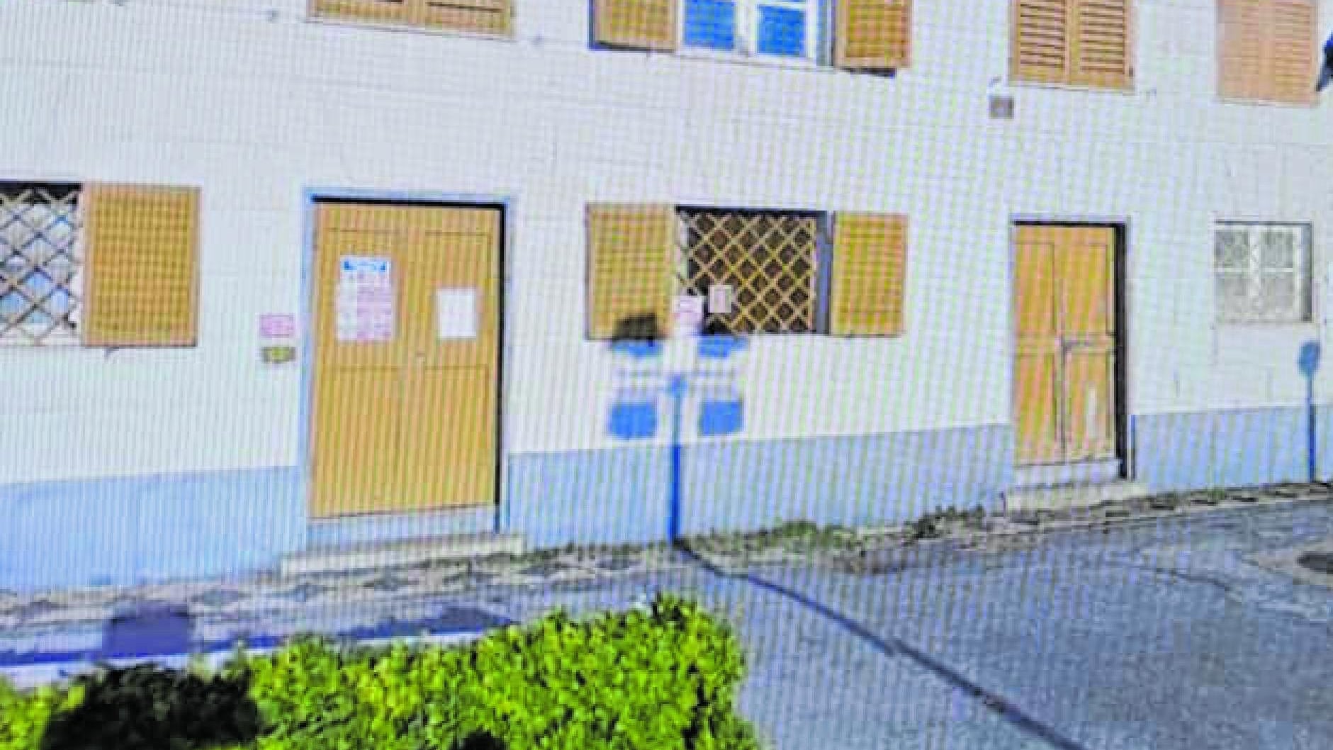 Bimbo disabile giù dal terrazzino. Il prof di sostegno era in malattia