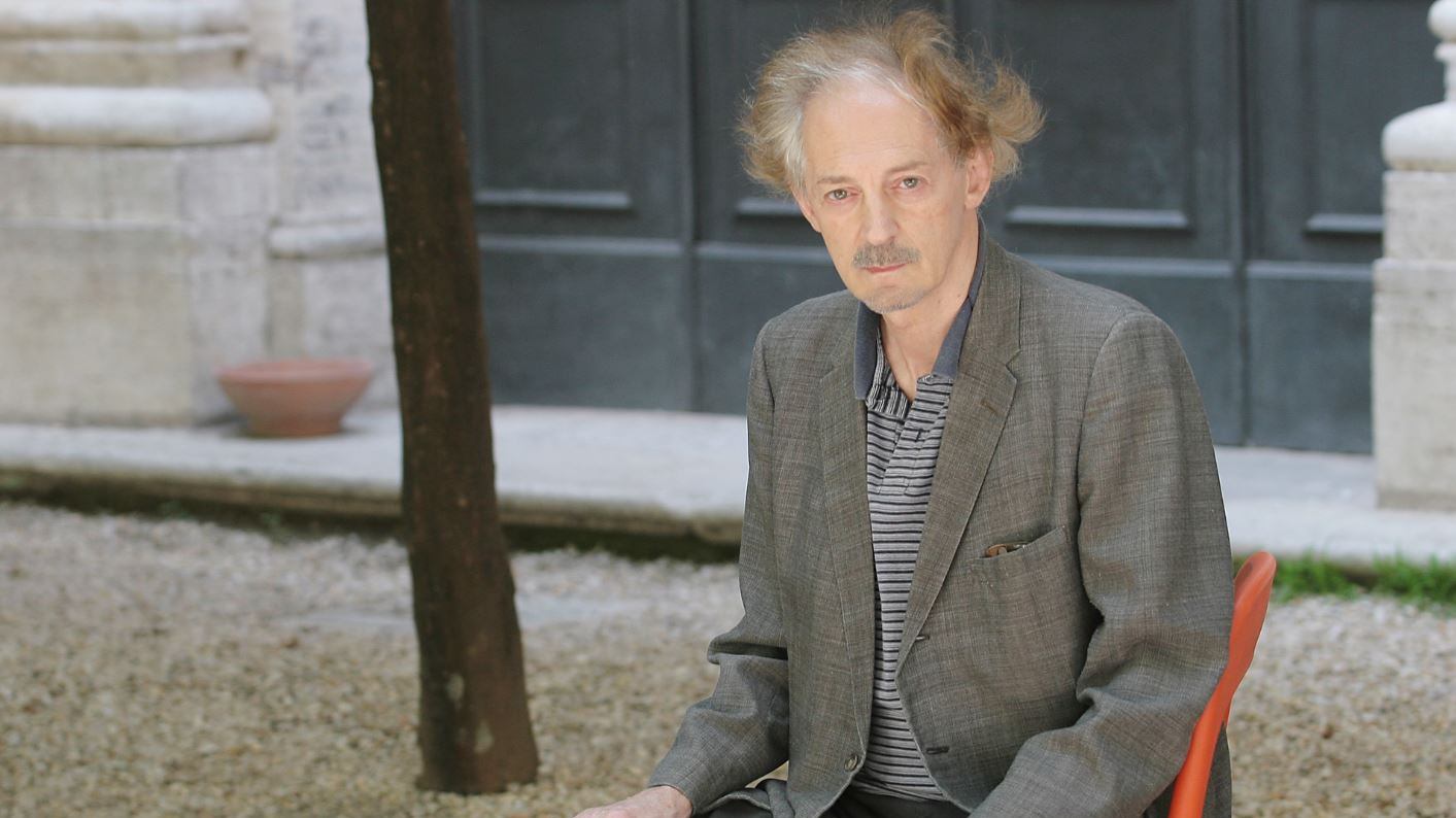 "Fellini mi ha insegnato a scrivere per il piacere"