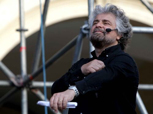 Grillo contro la Salsi: ha la fiducia di poche decine di persone