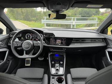 Audi A3 Allstreet: guarda la gallery della nuova compatta ibrida tedesca 15