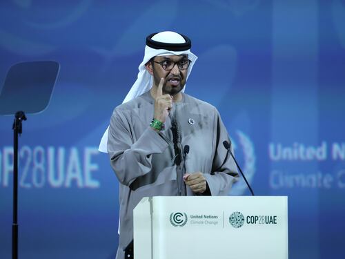 Cop28, bufera sul petrolio. "Senza si torna alle caverne"