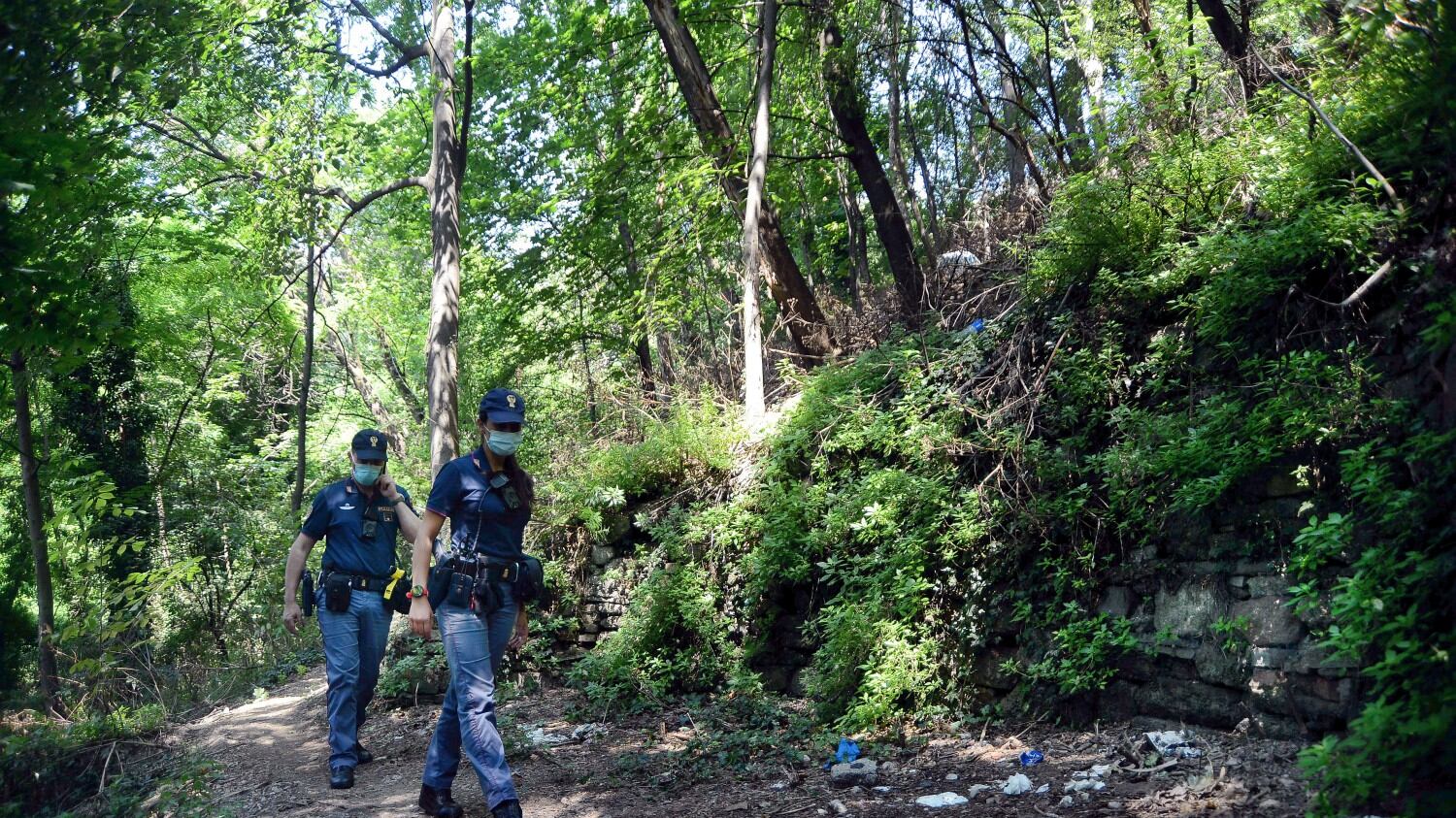 Milano, violenza sessuale al Monte Stella: fermato 24enne africano
