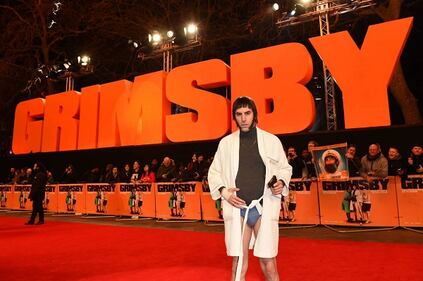 Il red carpet trash di Sasha Baron Cohen: le foto 2