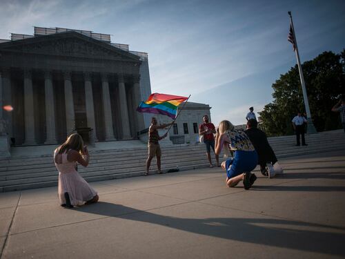 Gli Usa aprono alle nozze gay: matrimoni omosessuali validi in tutti gli Stati