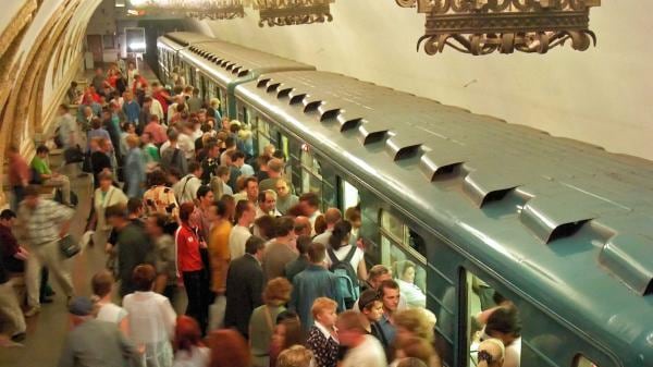 Mosca, deraglia metropolitana: almeno 16 morti e 80 feriti