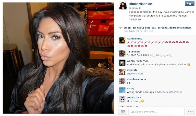 Kim Kardashian realizza un libro di selfie 12