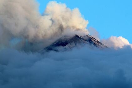 Le spettacolari immagini dell'Etna 14