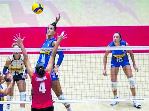 Italvolley donne, 3 su 3 Velasco: "E adesso inizia un altro mondiale"