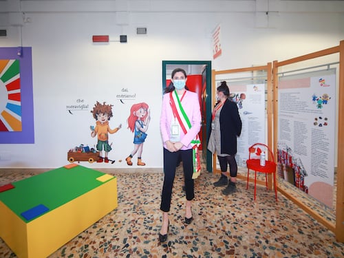 Frana l'intesa Dem-M5s per le amministrative. Centrodestra: noi uniti