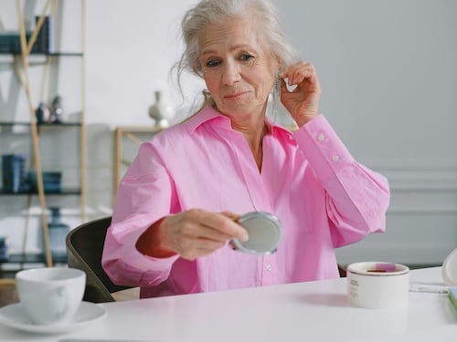Hai più di 70 anni? Dal ticket al canone, tutte le tasse che puoi pagare meno
