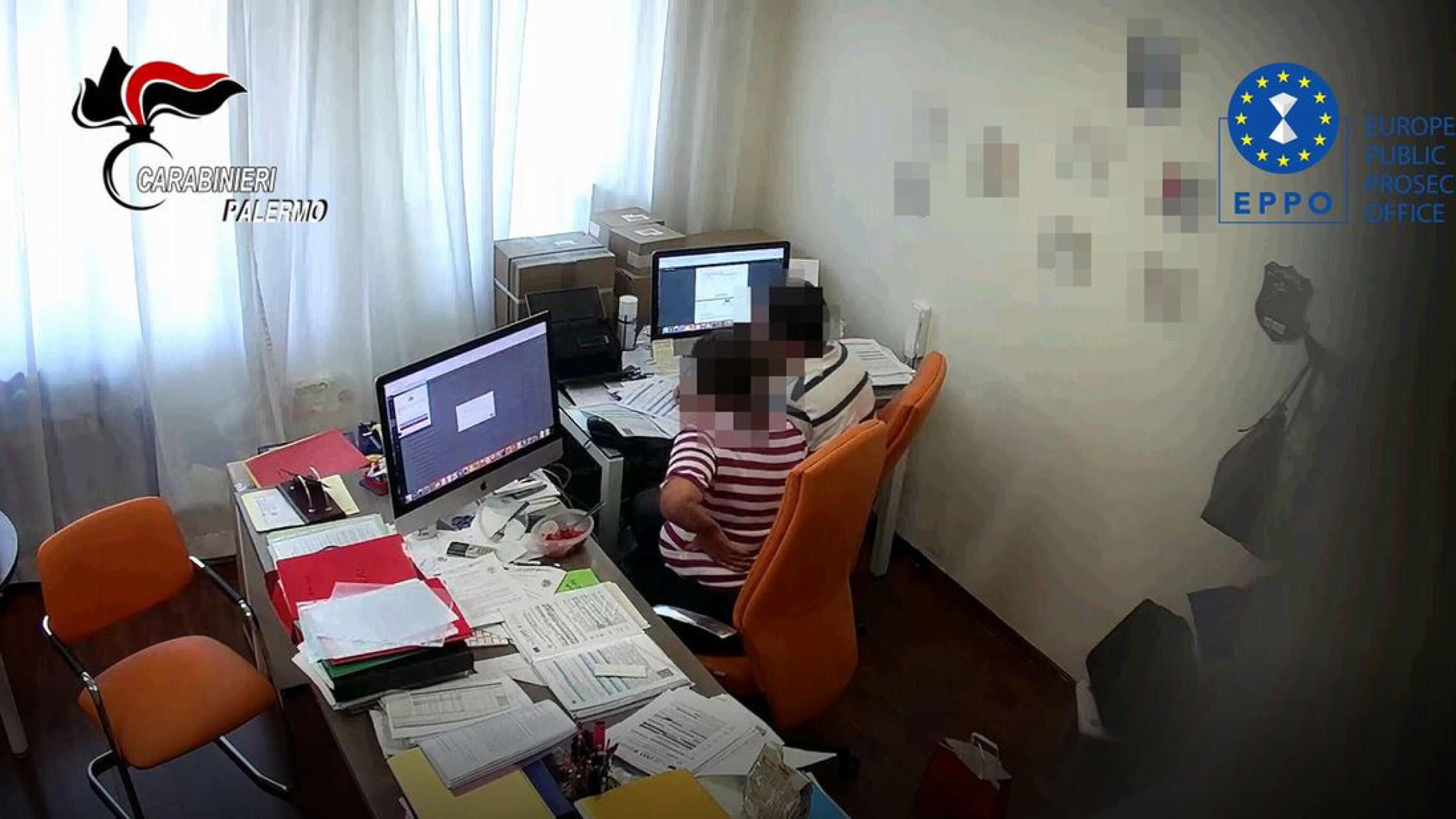 "Questo prendilo per casa". Le intercettazioni choc della preside "antimafia"