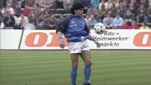 Maradona e il riscaldamento diventato leggenda: quando il Pibe de Oro lasciò tutti senza parole