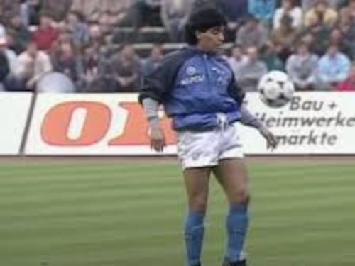 Maradona e il riscaldamento diventato leggenda: quando il Pibe de Oro lasciò tutti senza parole