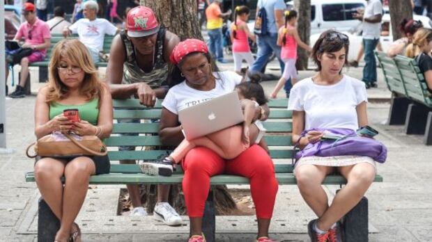 Cuba cancella i confini al web (ma solo per spiare il popolo)