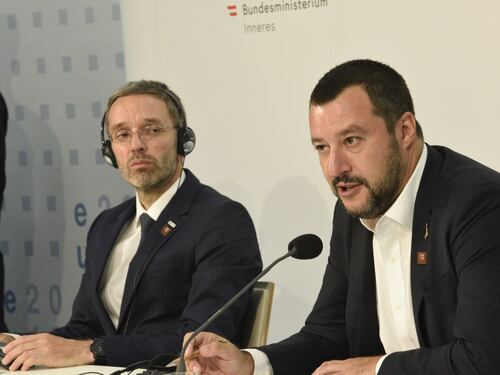 Il doppio forno degli italiani e gli "opportunismi paralleli" di Salvini