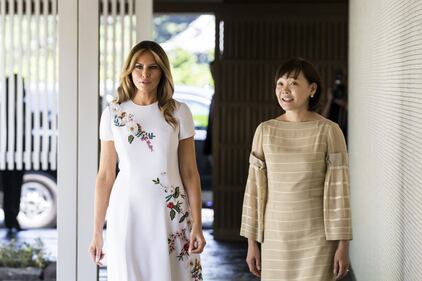 Donald e Melania Trump in visita in Giappone 1