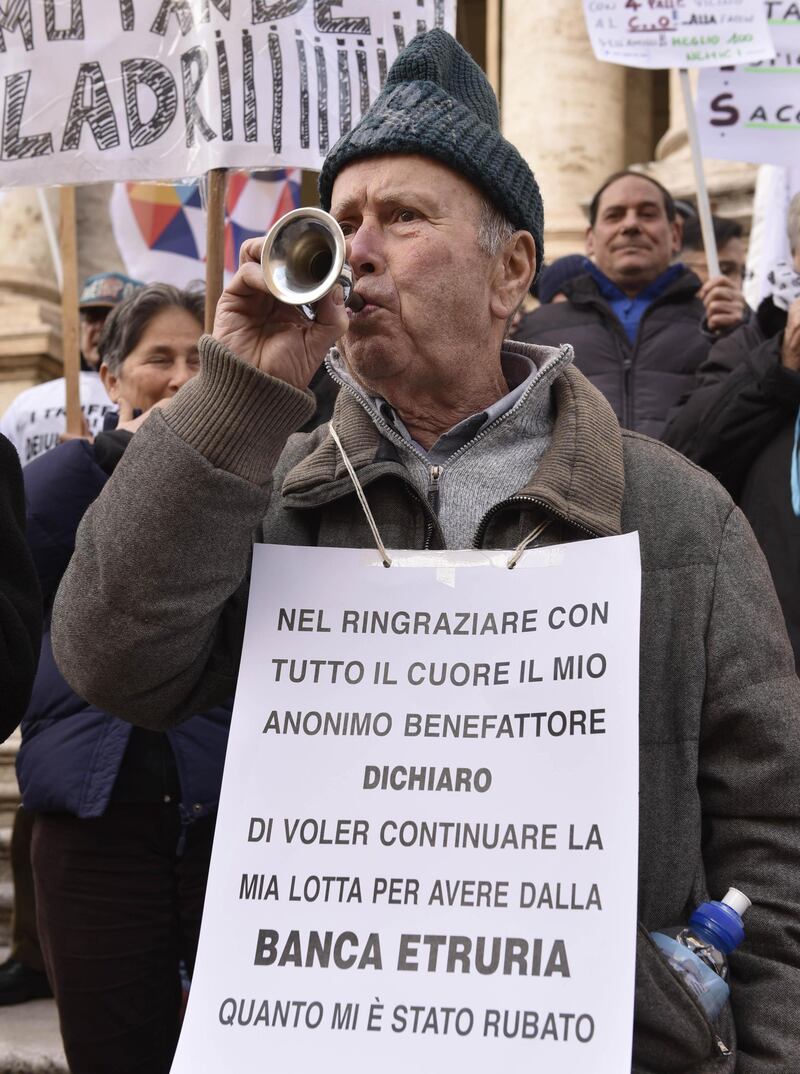 Protesta davanti a Bankitalia 1