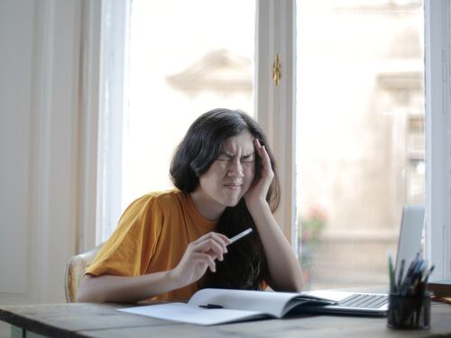 Ora vi sentite piuttosto stanchi? Ecco che cosa c'entra il Covid