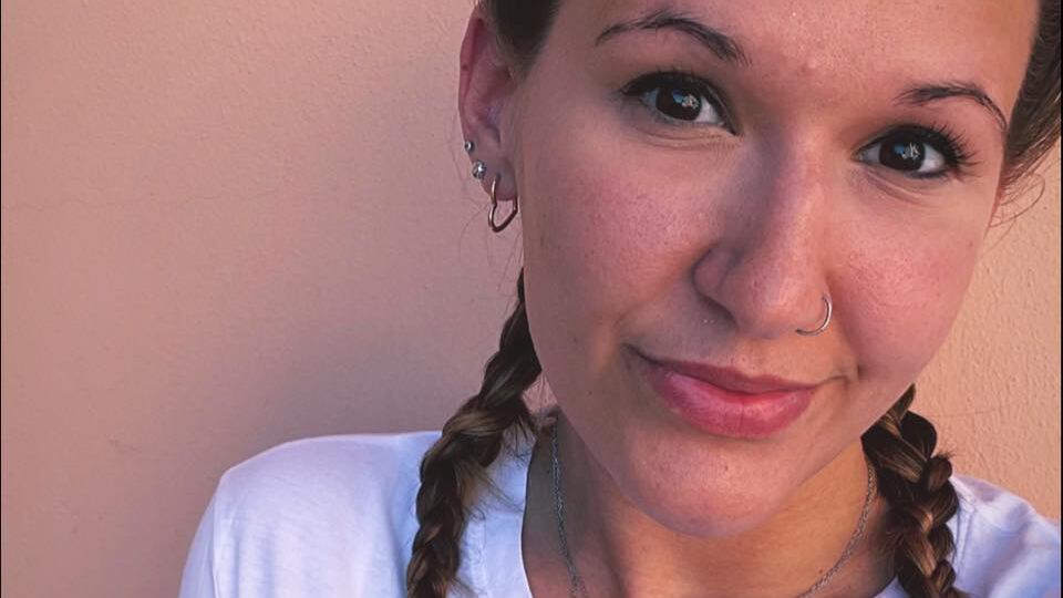 "Avete massacrato la mia mamma". L'ira di Fiorina, paese sotto choc