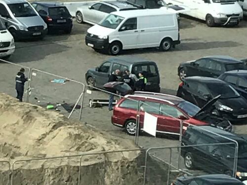 Un'auto a velocità sulla folla: arrestato un uomo in Belgio