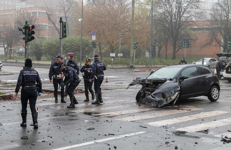 Terribile schianto a Milano: le immagini dal luogo dell'incidente 8