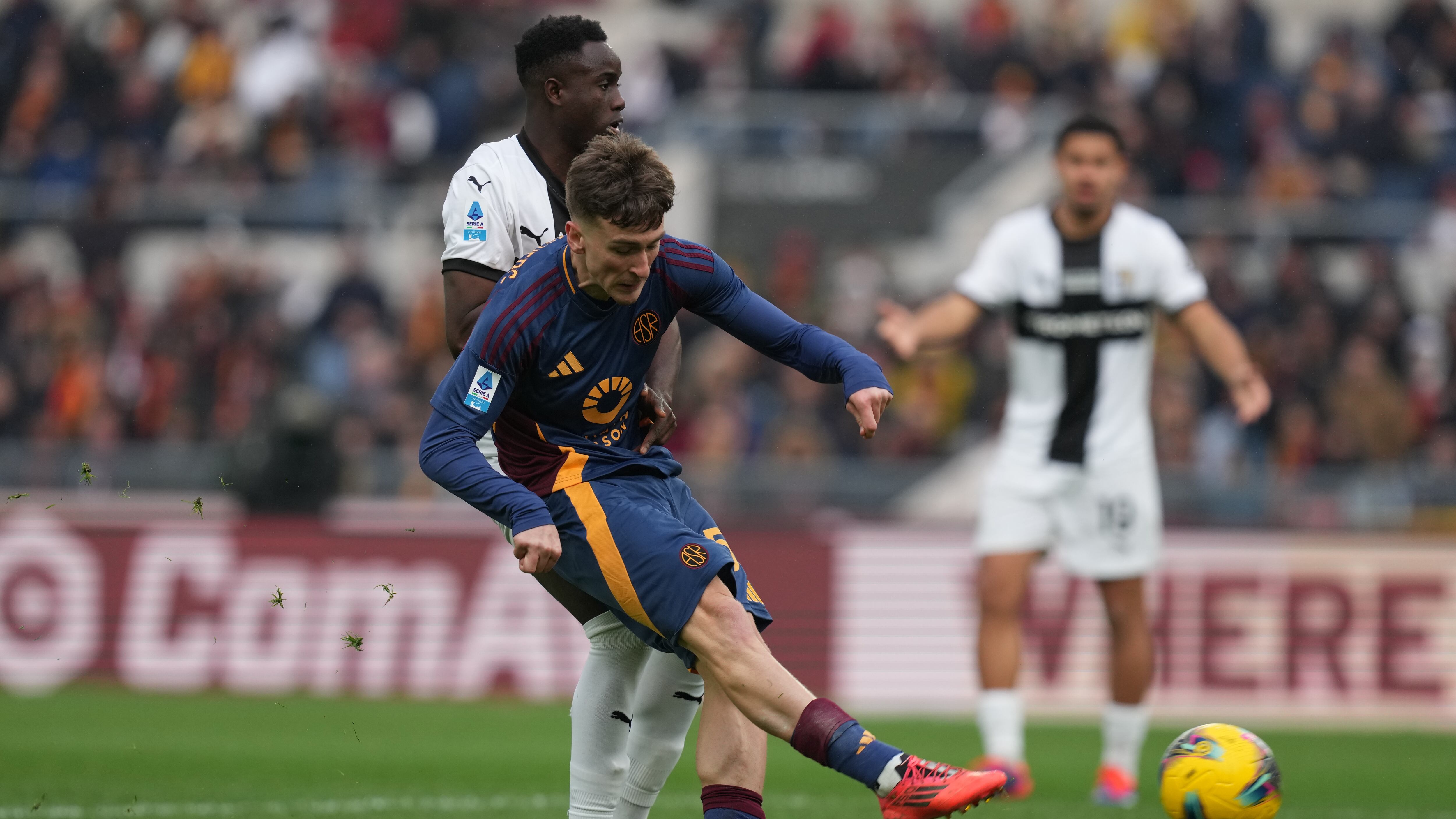 Dybala trascinatore, i giallorossi travolgono i ducali: ecco le pagelle di Roma-Parma