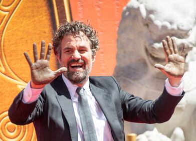 Il cast di Avengers: Endgamne a Hollywood per la cerimonia al Chinese Theatre 2