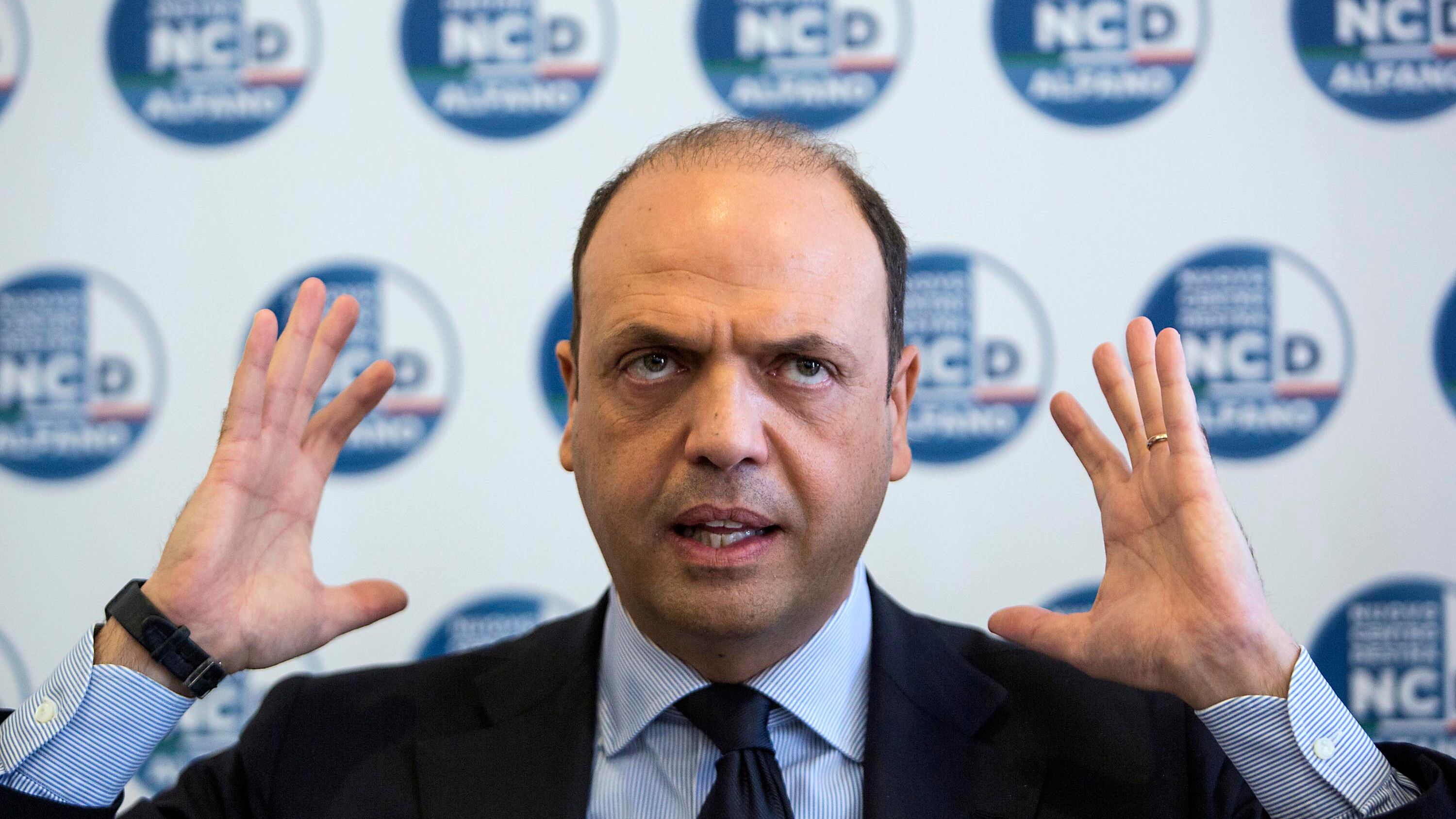 Alfano, il meno amato dagli italiani
