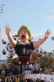 Carri al carnevale di Viareggio 18