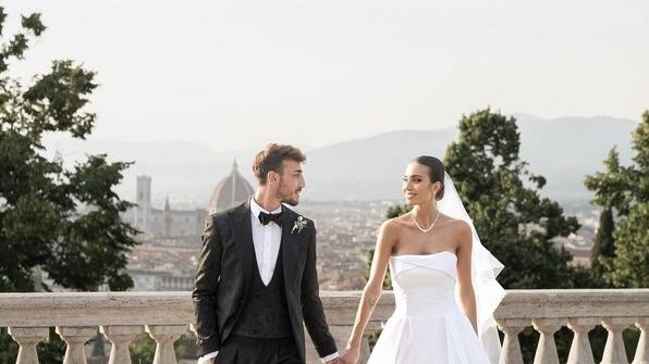 "Che il cancro vi divori". Minacce choc alla moglie del calciatore