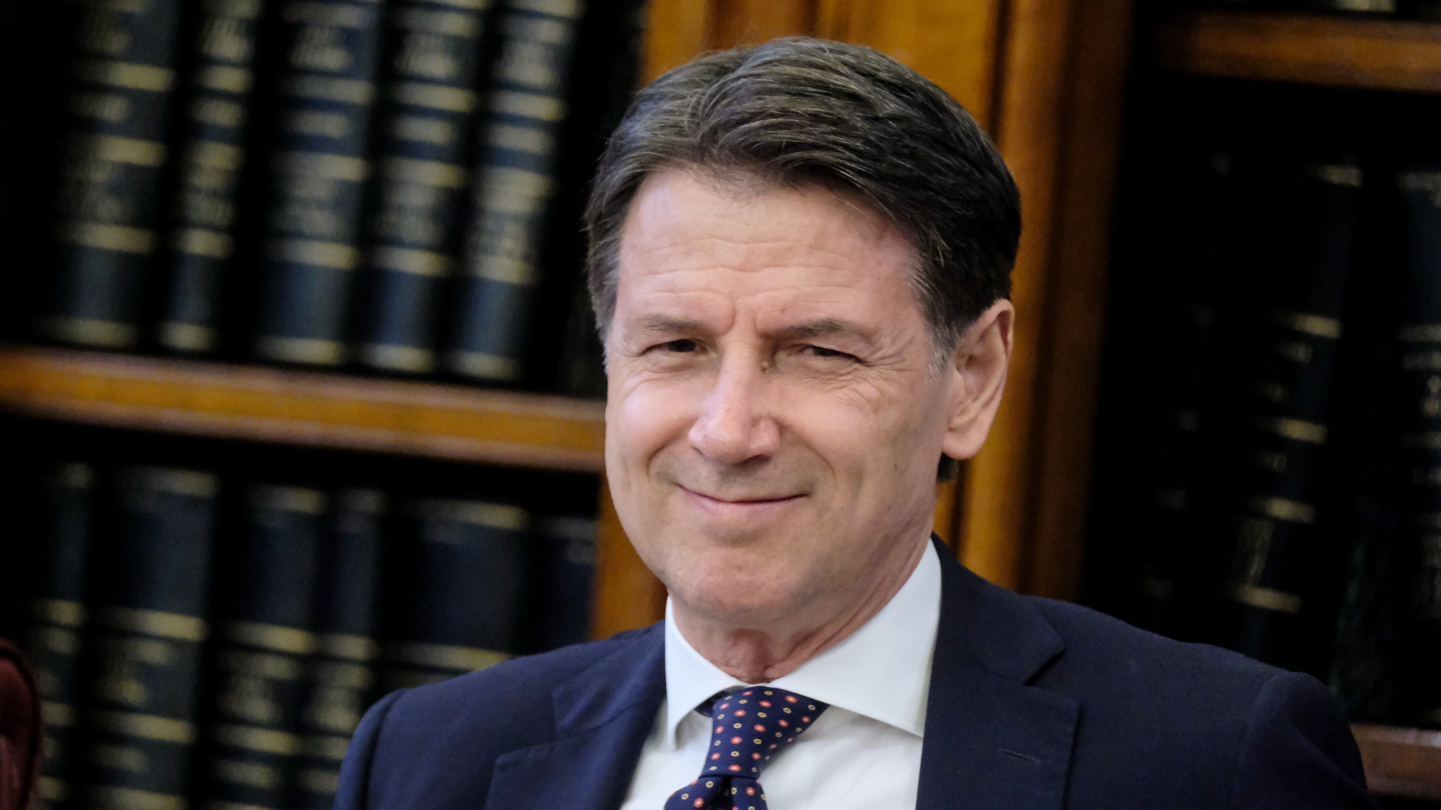 Gli amici, i giornalisti e i politici trasversali. Quei trumpiani dall'exploit al grande ritorno