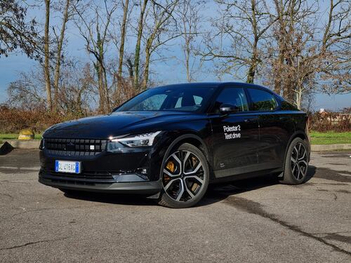 Polestar 2, guarda le foto