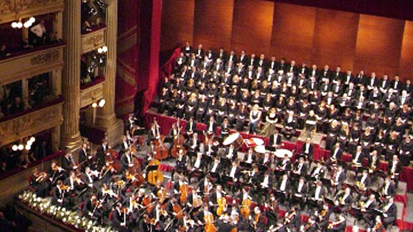 L'orchestra vota per la «Turandot»