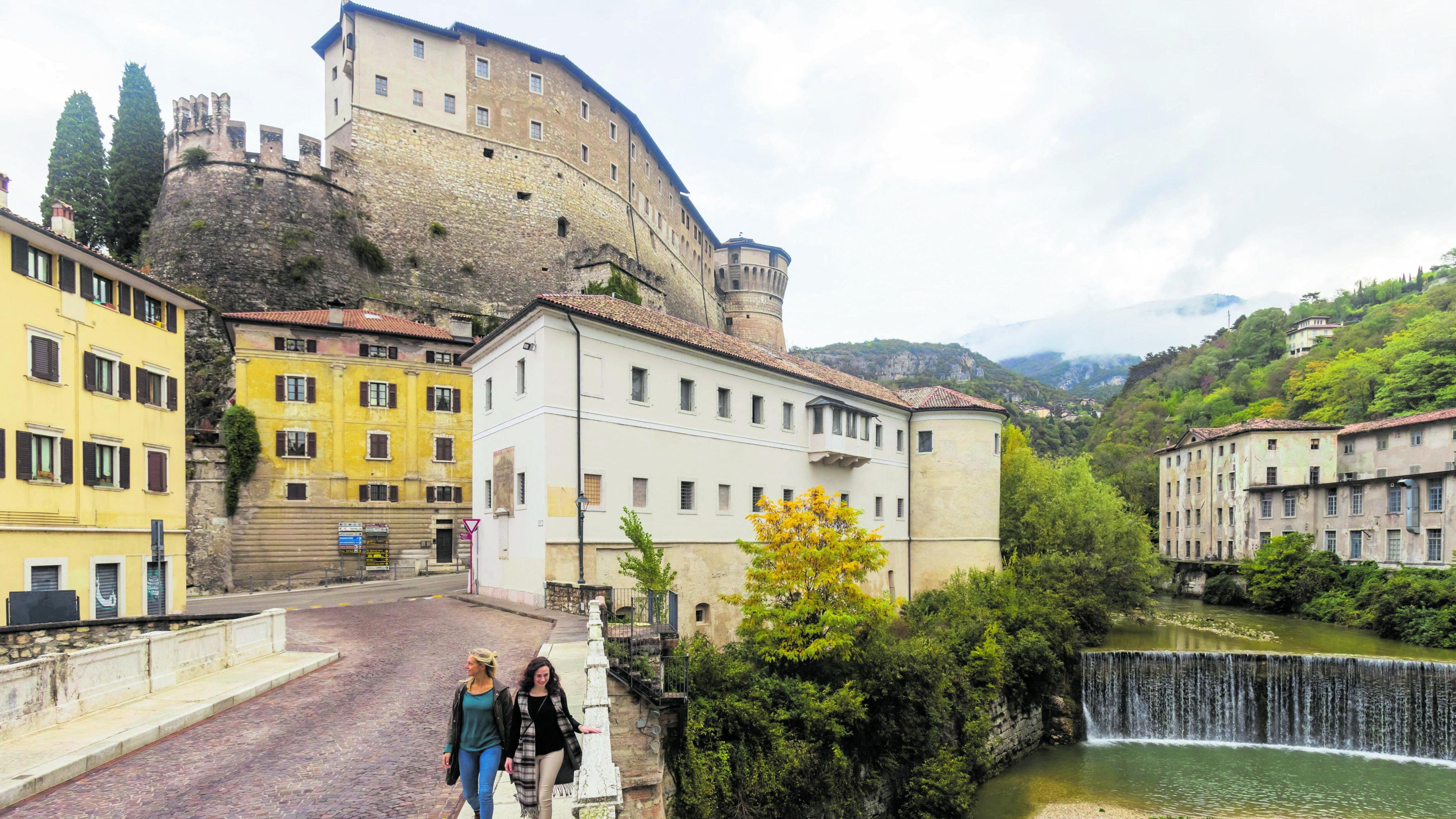 Cortili, scorci e portoni: trekking urbano alla scoperta di Trento e Rovereto