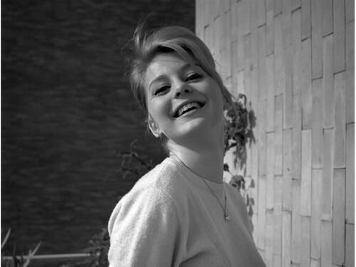 Alessandra Panaro, morta a 79 anni l'attrice di 'Poveri ma belli'
